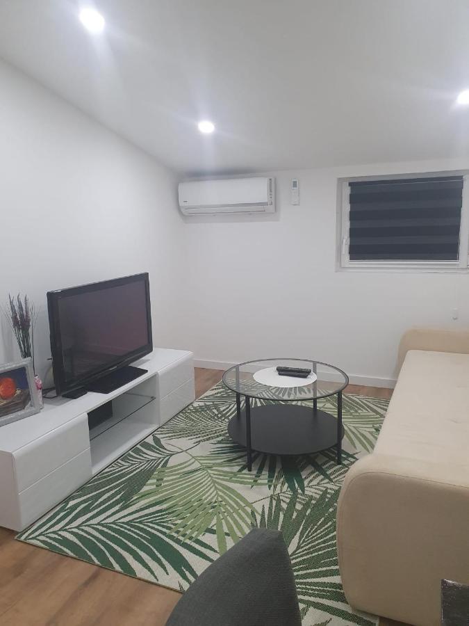 Mb Apartman 캐플례나 외부 사진