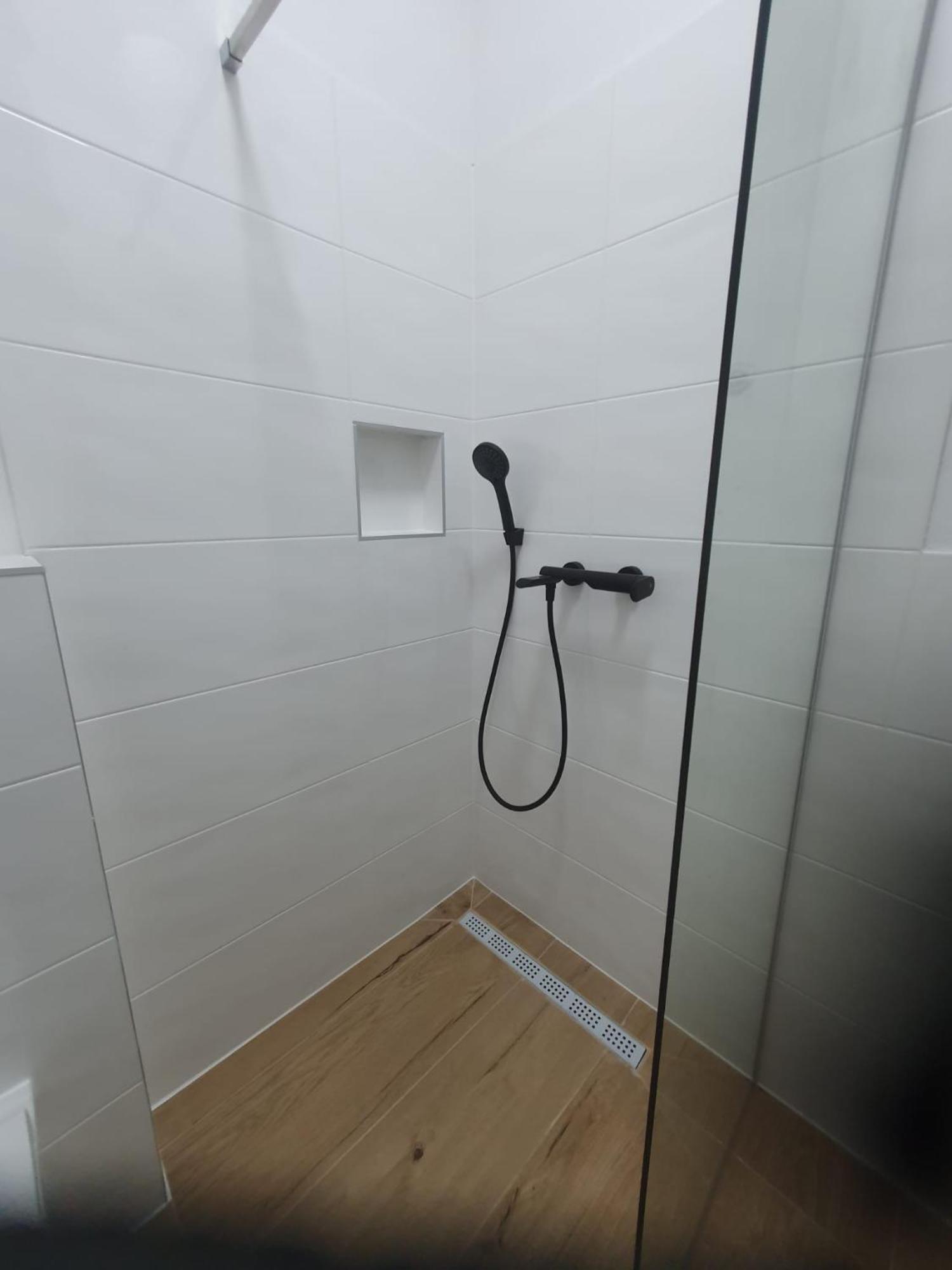 Mb Apartman 캐플례나 외부 사진